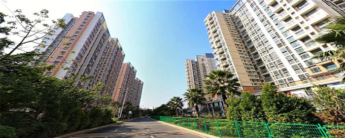 房产证没下来怎么更名